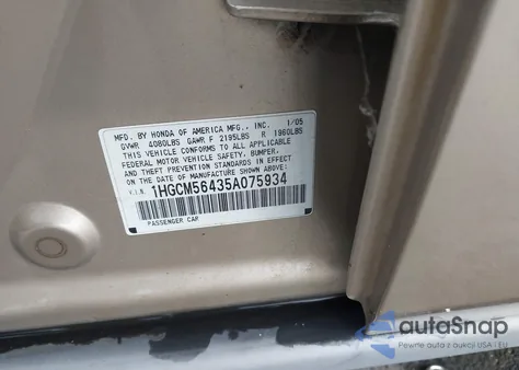 2005 Honda Accord 2.4 Lx z USA, uszkodzony, nr VIN 1HGCM56435A075934